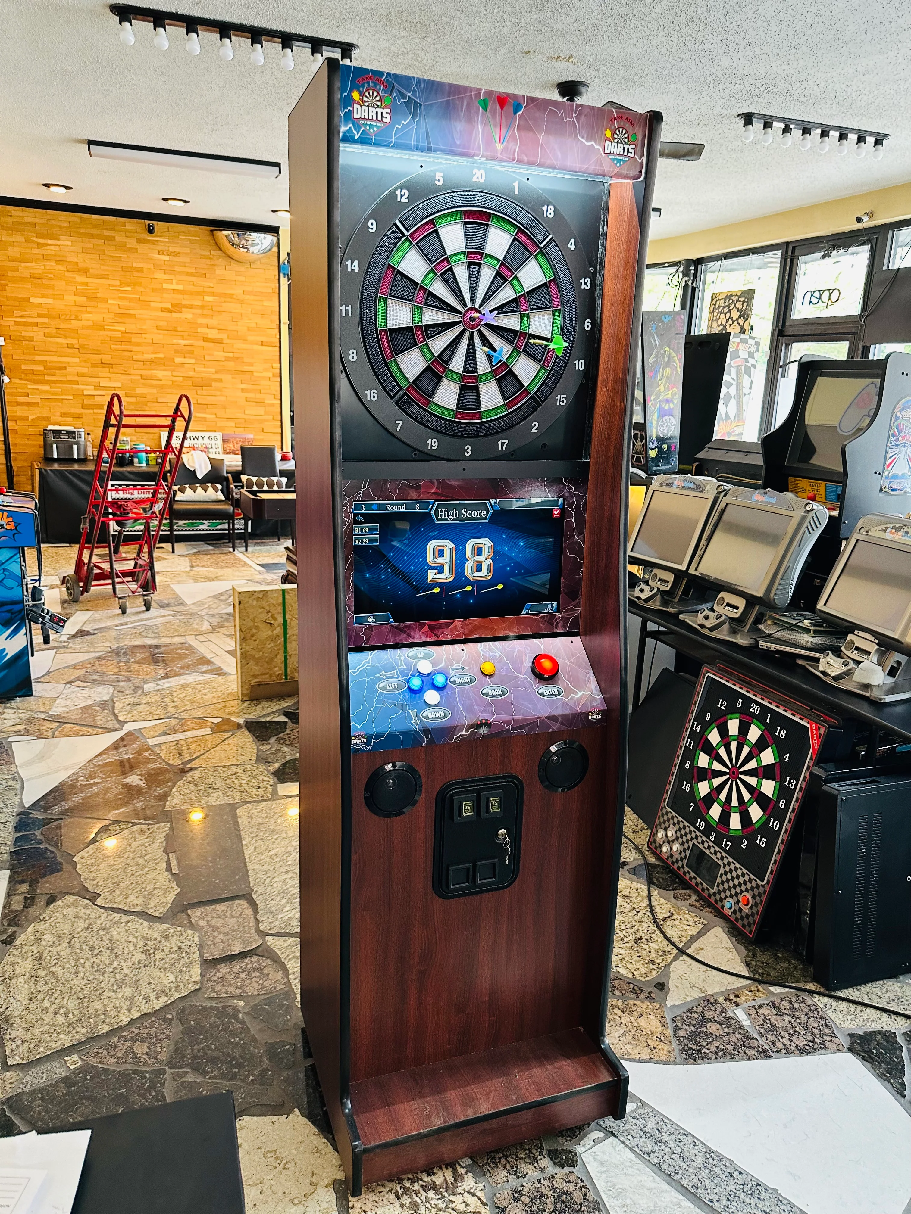 CHERRY DART MACHINE-TAKE AIM ELECTRONIC COIN OPERATED DART BOARD - BRAND NEW FOR HOME AND BUSINESS - Image 7