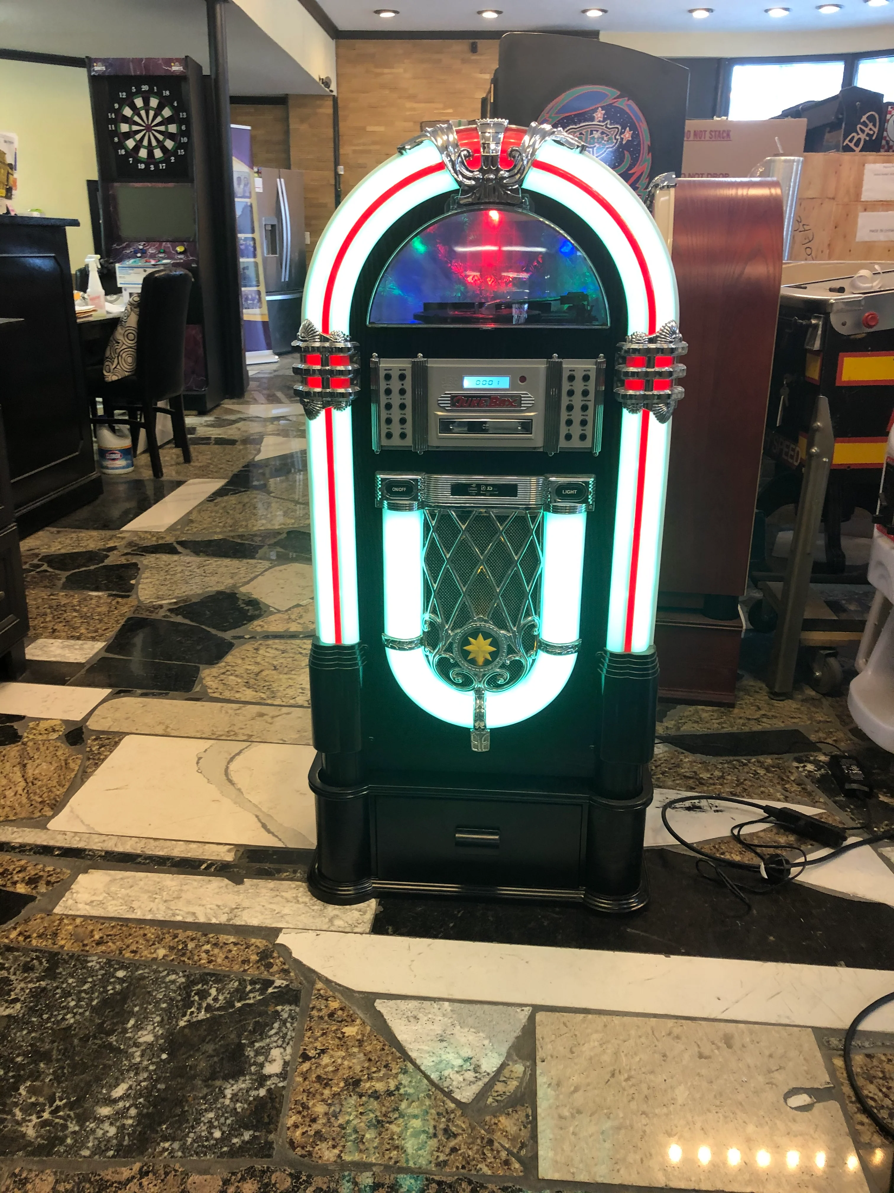 Iplay Juke Box Model B, non-coin op, great for homes and business, free shipping - Image 5