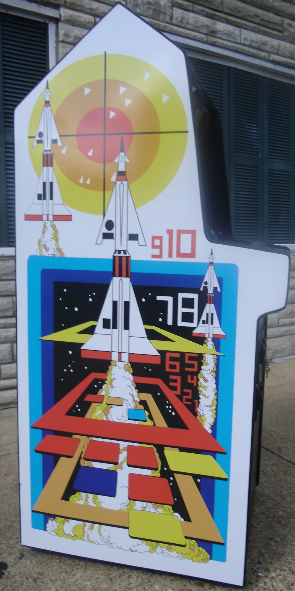 MISSILE COMMAND ARCADE GAME WITH A LOTS OF NEW PARTS-EXTRA SHARP-HEAVY DUTY, COIN OPERATED, COMMERCIAL GRADE WITH FREE PLAY OPTION - Image 2