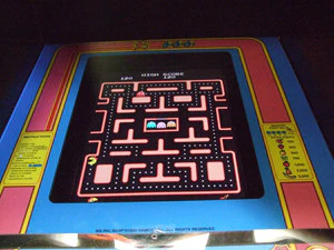 MS PACMAN WITH ALL  NEW PARTS-LOOKS AND PLAY LIKE A NEW GAME-HEAVY DUTY, COIN OPERATED, COMMERCIAL GRADE WITH FREE PLAY OPTION - Image 7