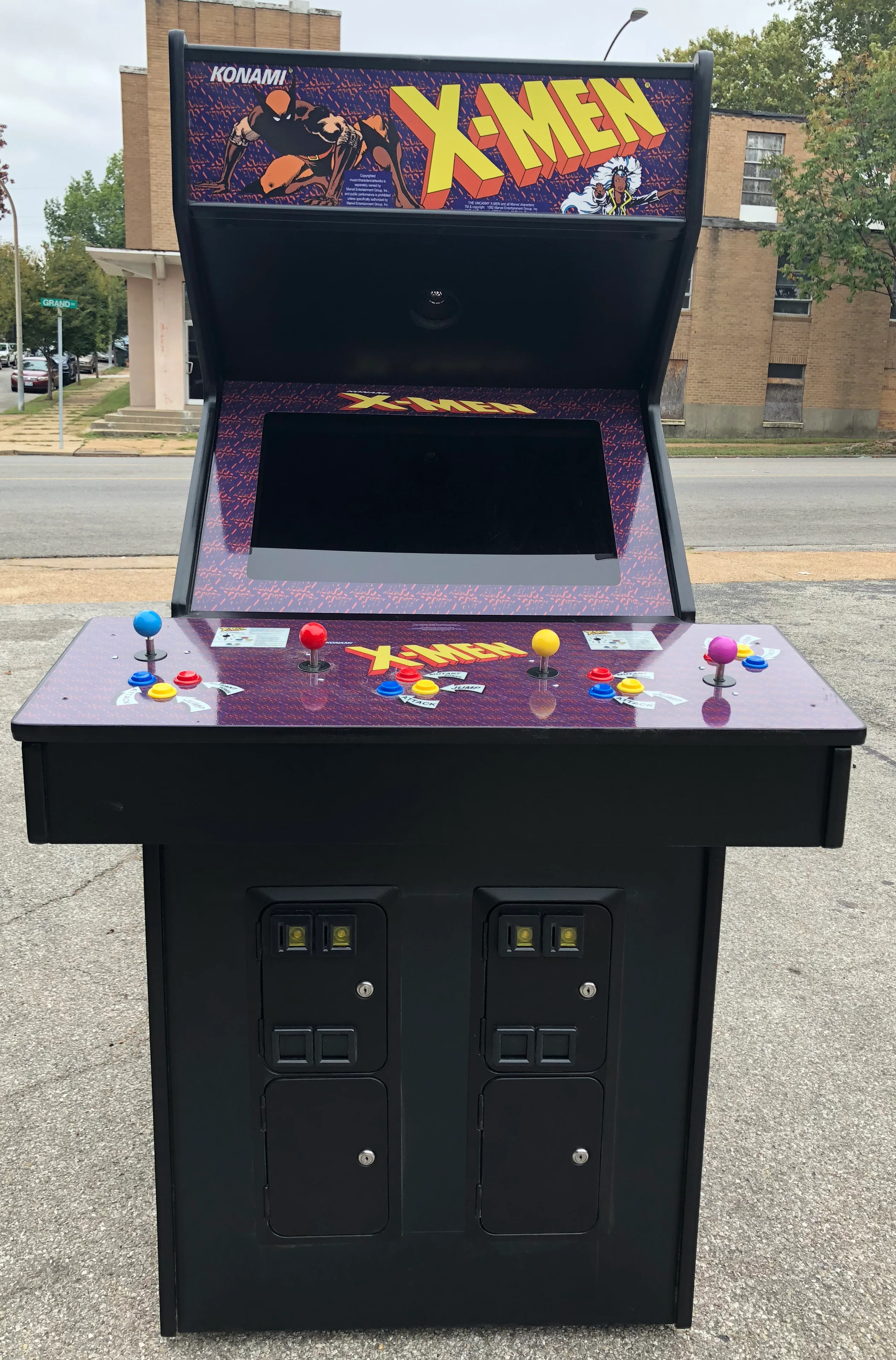 X-Men Arcade 4 player- Lots Of New Parts-New LCD Monitor-HEAVY DUTY, COIN OPERATED, COMMERCIAL GRADE WITH FREE PLAY OPTION - Image 2